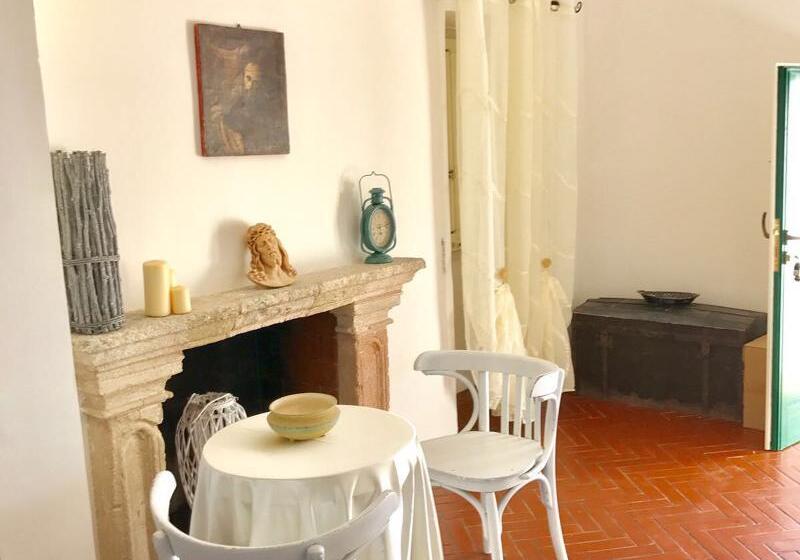 جناح مزود بجاكوزى, Relais Masseria Casina Dei Cari