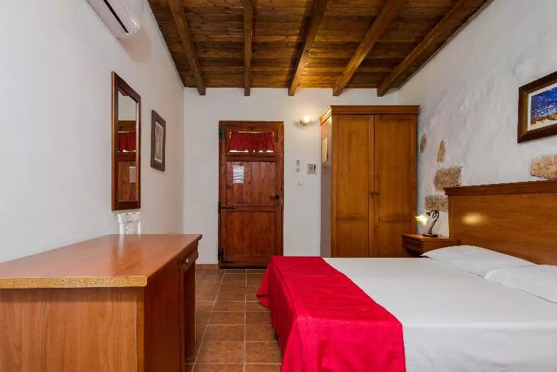 スタンダードトリプルルーム, Relais Masseria Casina Dei Cari