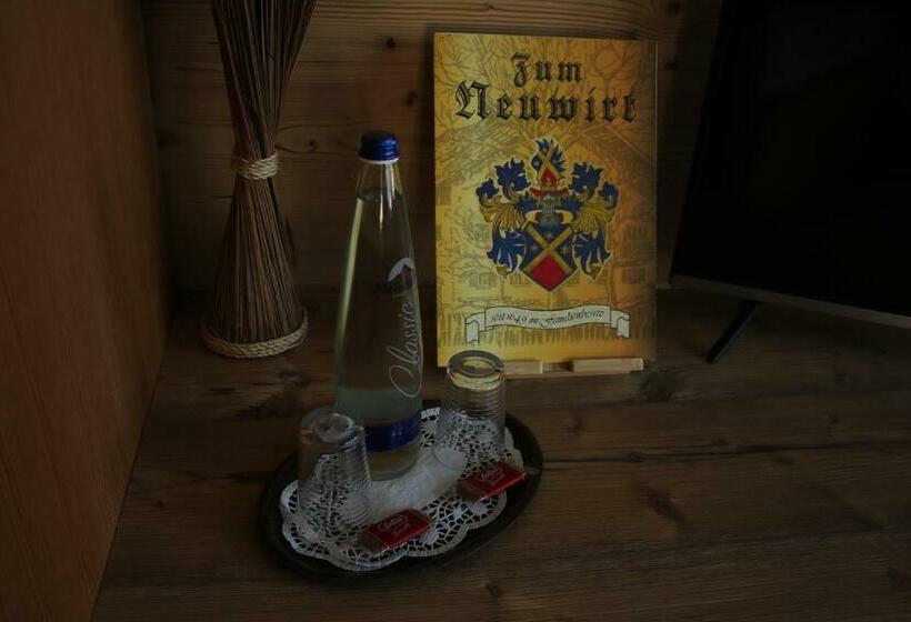 1階の1ベッドルームアパートメント, Seidl