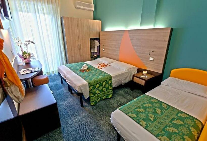 Pokój Standard Trzyosobowy, Sorriso