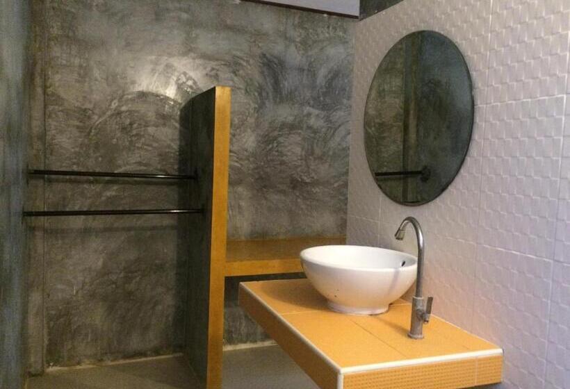 Бунгало Стандарт Вид на Сад, The Cosy Sunset Beach Resort & Restaurant