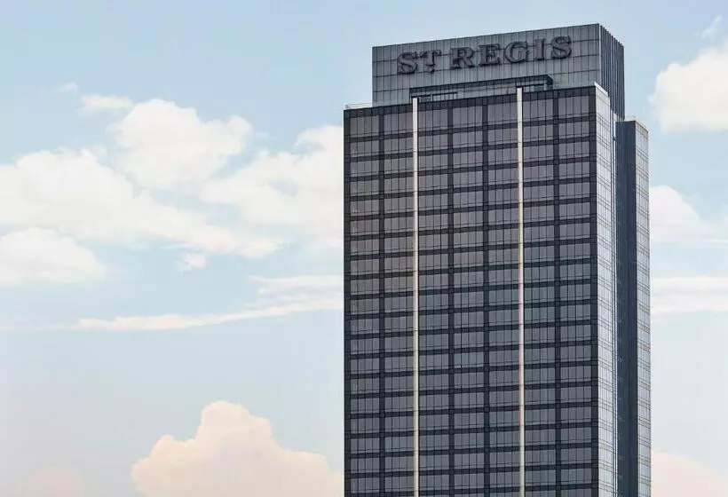 اتاق استاندارد با تخت دو نفره بزرگ, The St. Regis Kuala Lumpur
