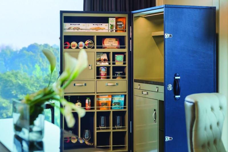 キングサイズベッドのスタンダードルーム, The St. Regis Kuala Lumpur