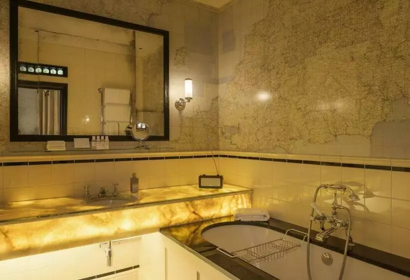 Standard Room, The Zetter Marylebone