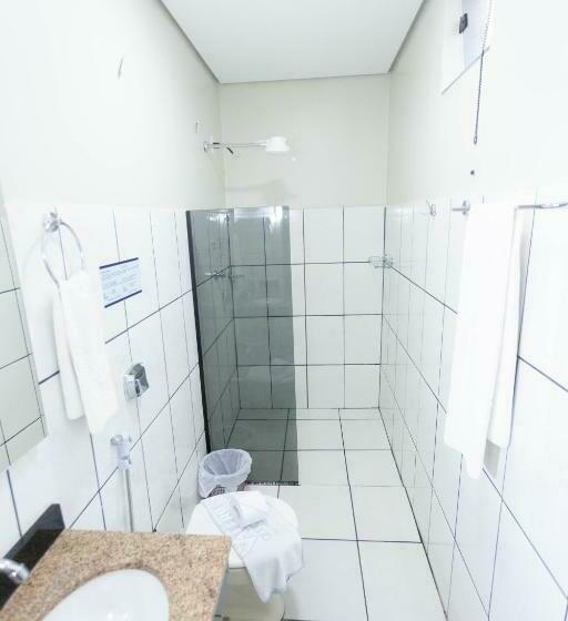 标准单人间, Valerius Palace