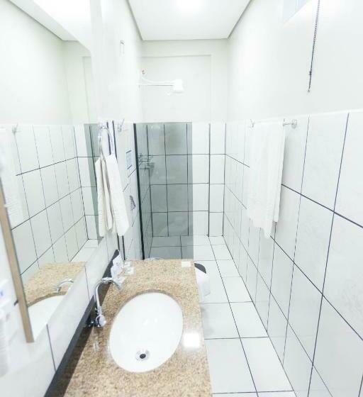 标准单人间, Valerius Palace