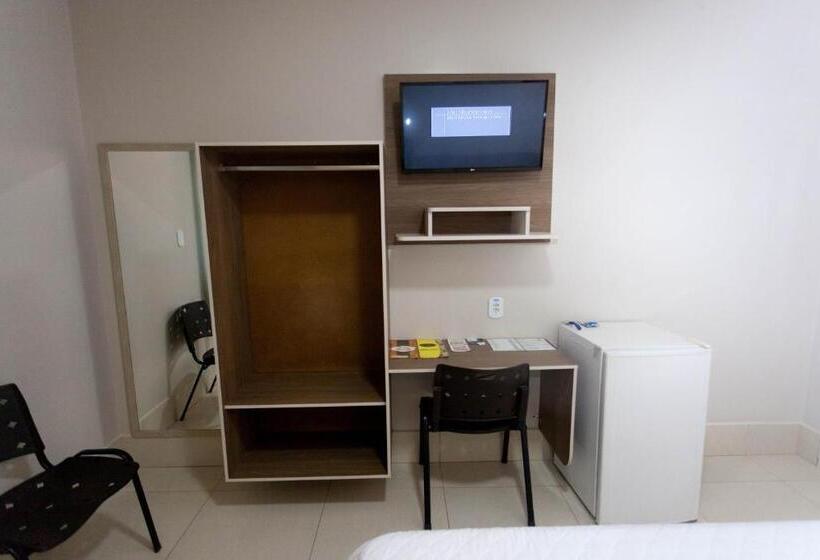 标准单人间, Valerius Palace