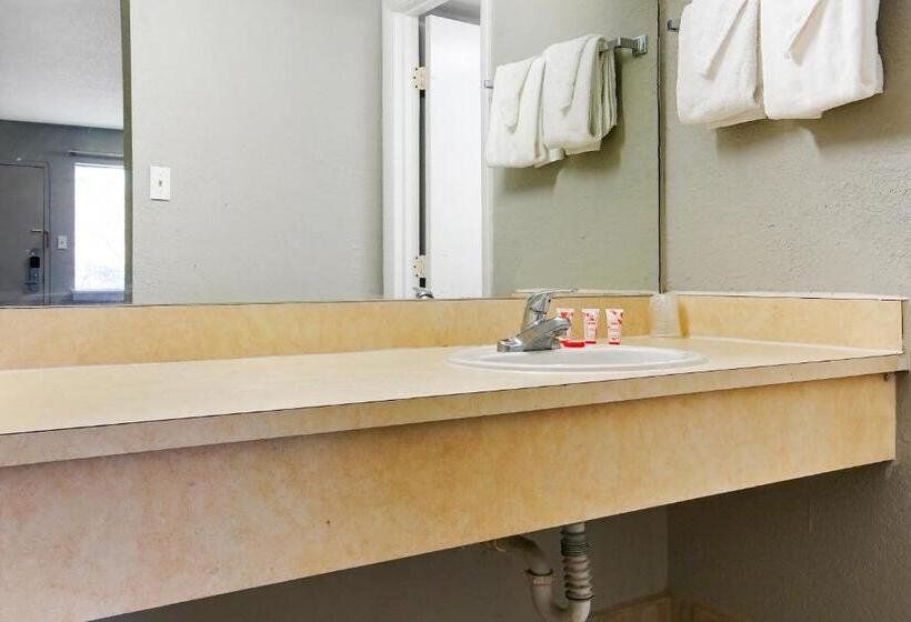 غرفه قياسيه سريرين مزدوجين, Petersburg Va I 95 & E Washington St