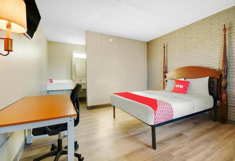 غرفة قياسية سرير كينج لذوى الإحتياجات الخاصة, Petersburg Va I 95 & E Washington St