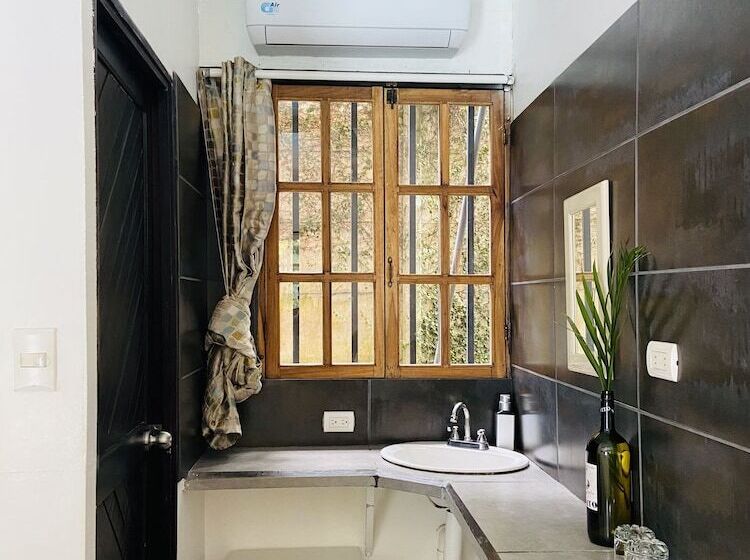 豪华房间, Lizard King Hotel & Suites