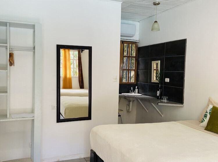 豪华房间, Lizard King Hotel & Suites