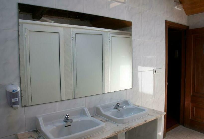 غرفة قياسية رباعية, Albergue Los Blasones