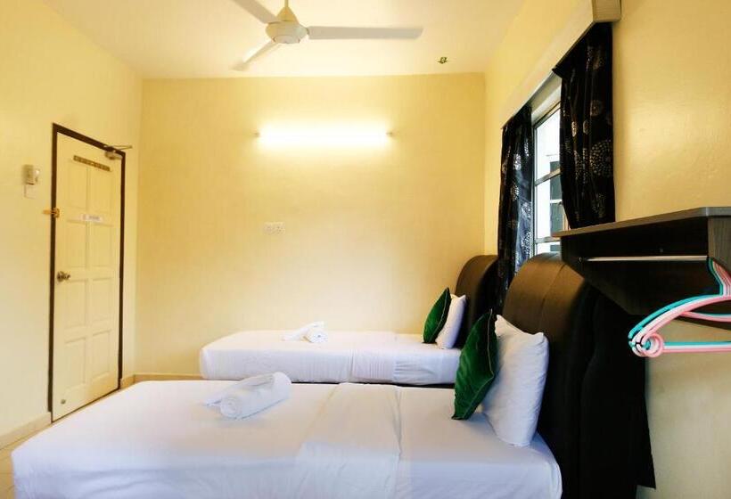 غرفة قياسية, Golden Lodge