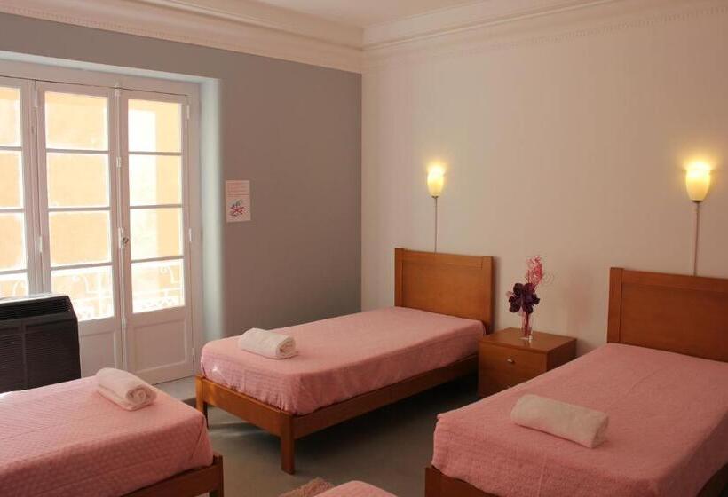 Quarto Quádruplo Standard, Residencial Duque De Saldanha