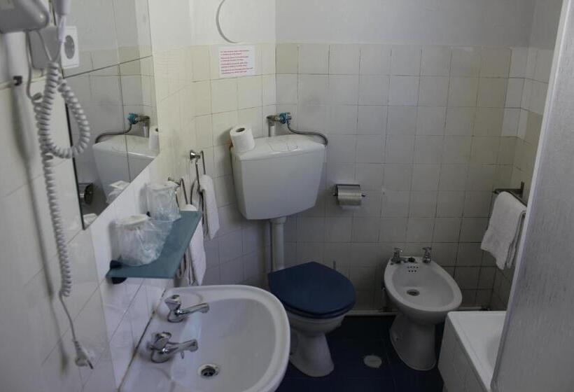Quarto Economy, Residencial Duque De Saldanha