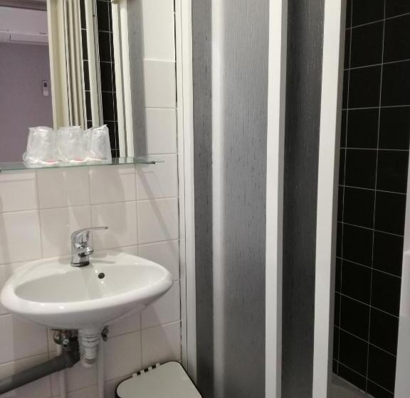 Quarto standard, Residencial Duque De Saldanha