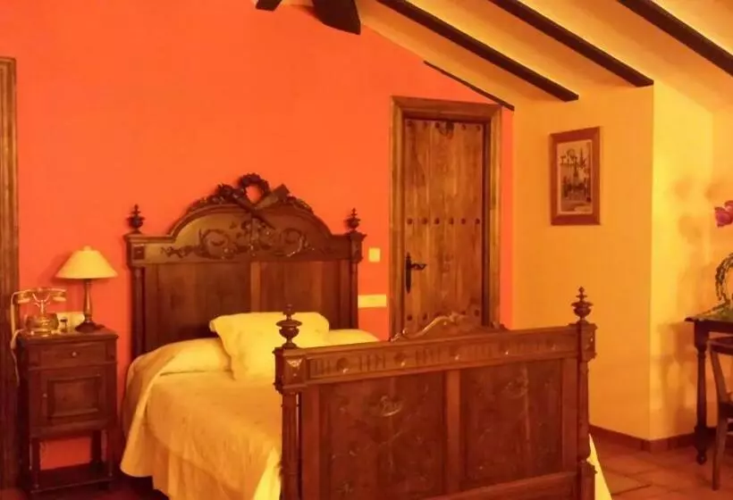 Standard Quadruple Room, Bodega La Venta