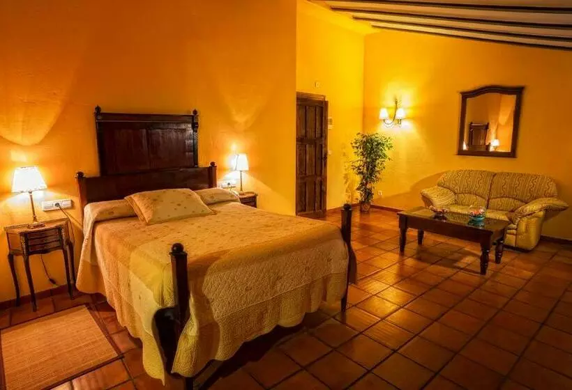 Standard Quadruple Room, Bodega La Venta