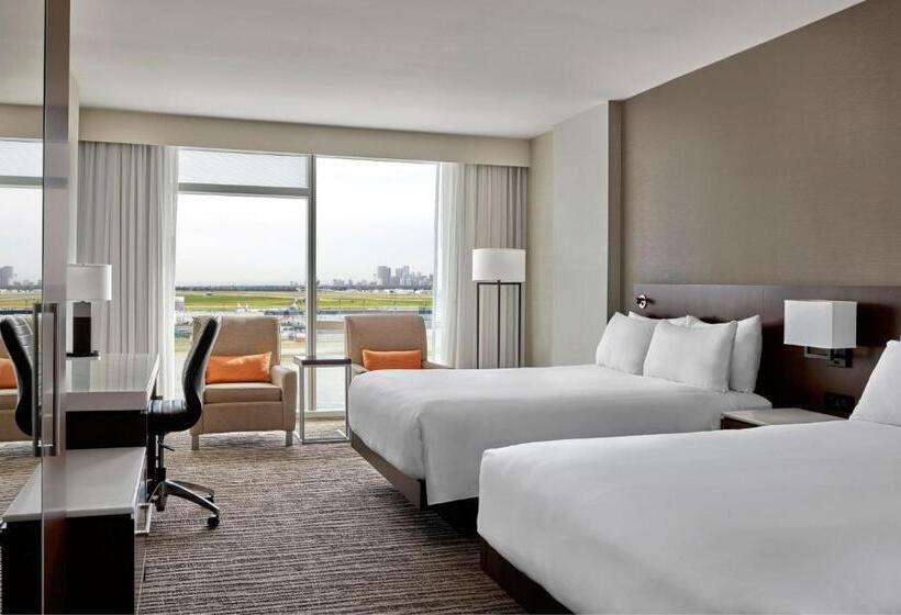 חדר סטנדרט, Calgary Airport Marriott Interminal