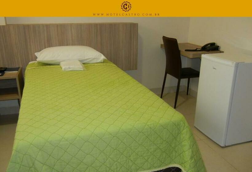 标准单人间, Castro