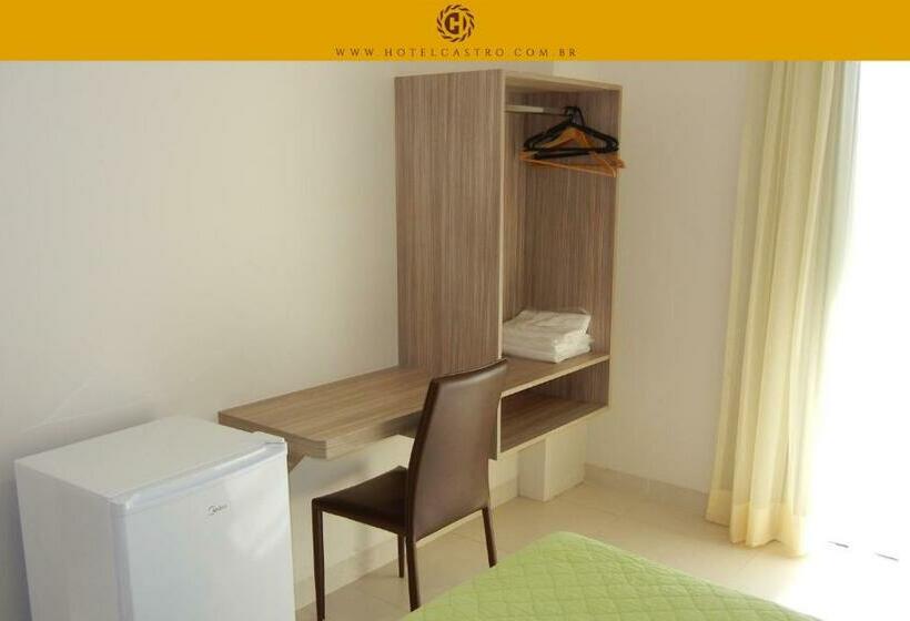 标准单人间, Castro