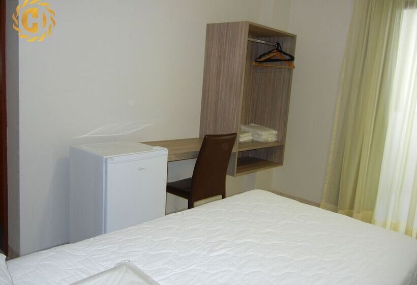 标准单人间, Castro