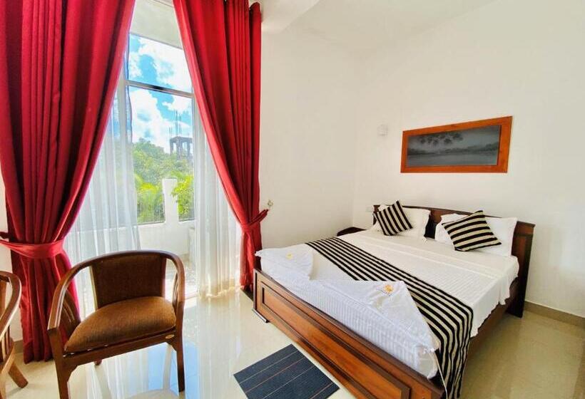 Номер Deluxe Вид на Бассейн, Ceylan Lodge