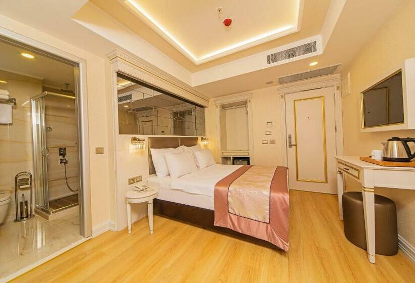 اتاق استاندارد, Grand Naki