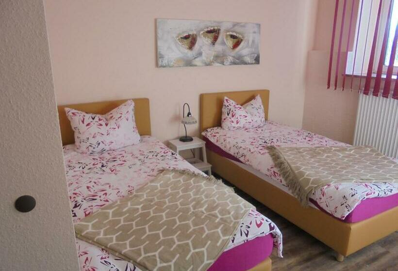 חדר סטנדרט, Holstenhofgarni