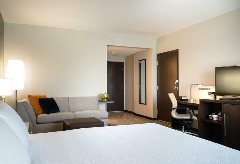 带2个双人床的标准工作室, Hyatt Place Celaya