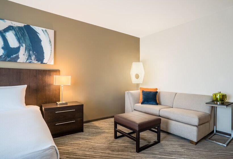 带2个双人床的标准工作室, Hyatt Place Celaya