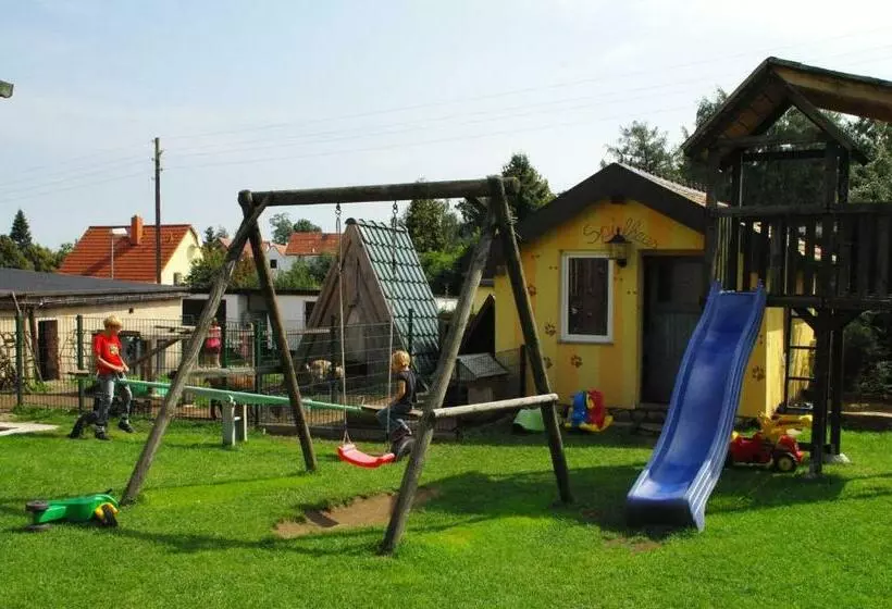 Perhehuone, Landhotel Heidekrug