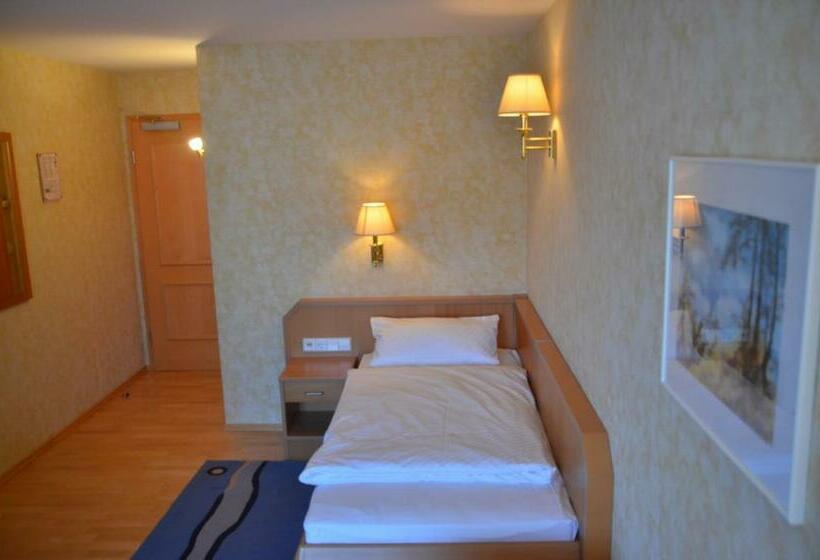 スタンダードシングルルーム, Post Jungingen