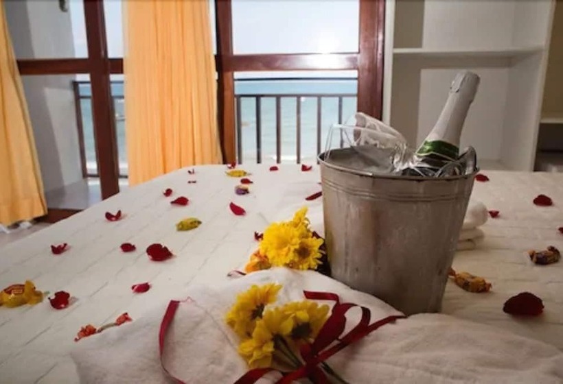 带海景及按摩浴缸标准房间, Pousada Dos Jangadeiros