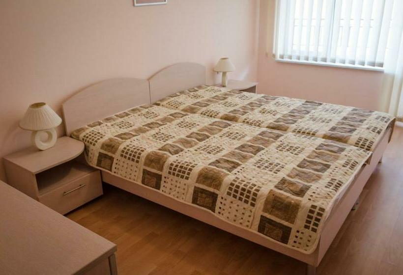 带1个卧室的带阳台的公寓, Prestige Fort Beach Full Board