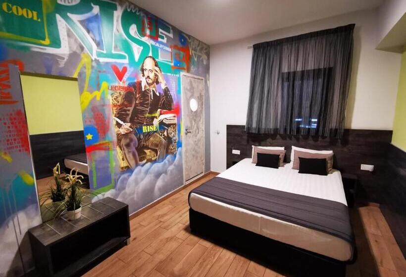 اتاق استاندارد, Rise Street Art