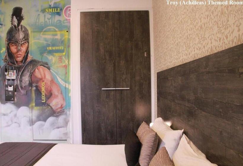 اتاق استاندارد, Rise Street Art