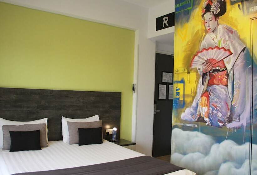 اتاق استاندارد, Rise Street Art