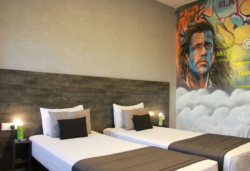 اتاق لوکس, Rise Street Art