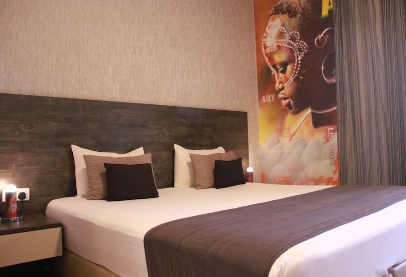 اتاق لوکس, Rise Street Art