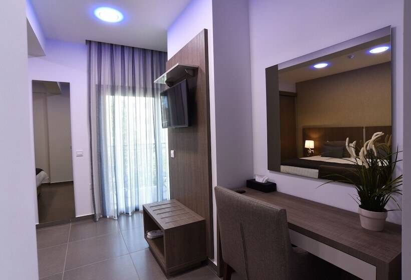 سوئیت سینیور, Rise Street Art