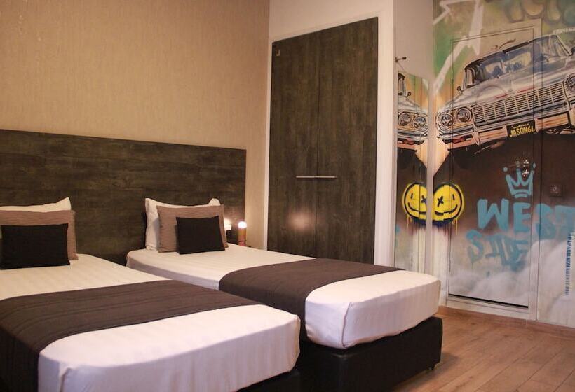 اتاق استاندارد, Rise Street Art