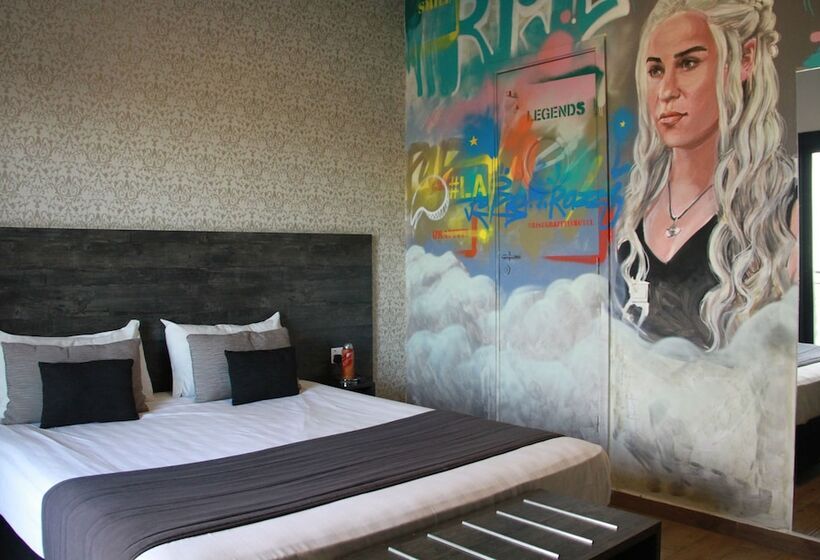 اتاق استاندارد, Rise Street Art