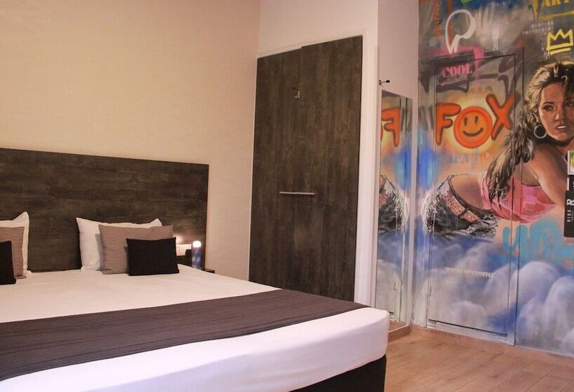 اتاق استاندارد, Rise Street Art