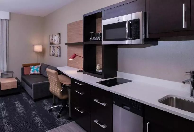 キングサイドベッドのスタンダードワンルーム, Towneplace Suites By Marriott Saskatoon