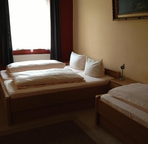 스탠다드 트리플 룸, Gasthof Turm