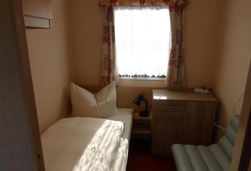 침실 2개 주택, Gasthof Turm