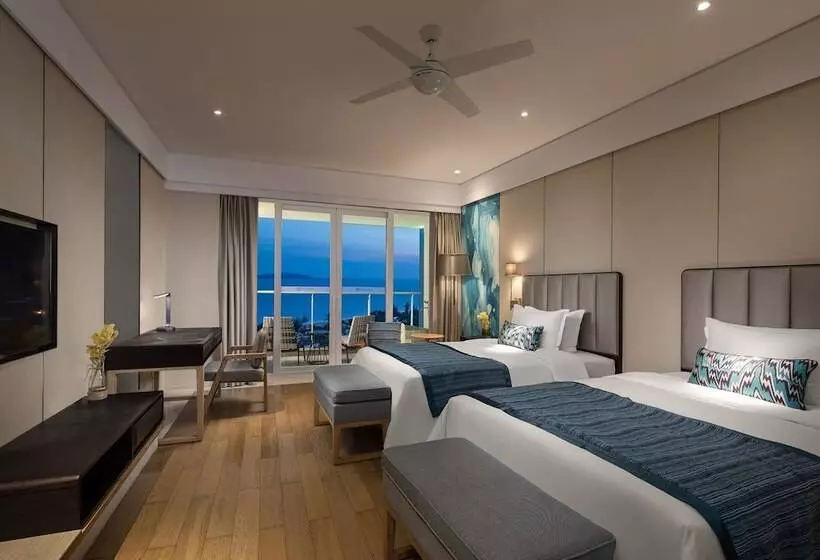 オーシャンビュースーペリアールーム, Wyndham Sanya Bay