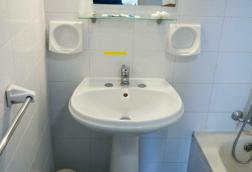 اتاق استاندارد, Huli & Apartments