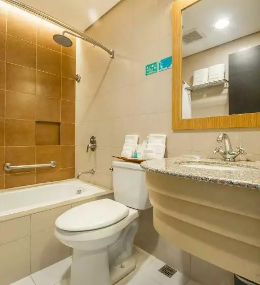 スイート, Microtel By Wyndham South Forbes Near Nuvali